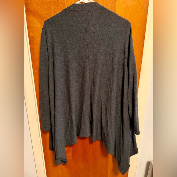 Eight18 Charcoal Open Front Waterfall Cardigan - Picture 5 of 9